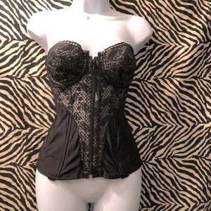 Bre Fredricks of Hollywood Corset